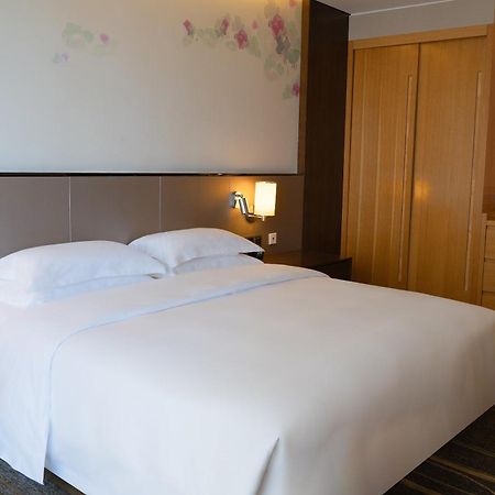 Hilton Garden Inn Lijiang Lijiang  Exterior photo