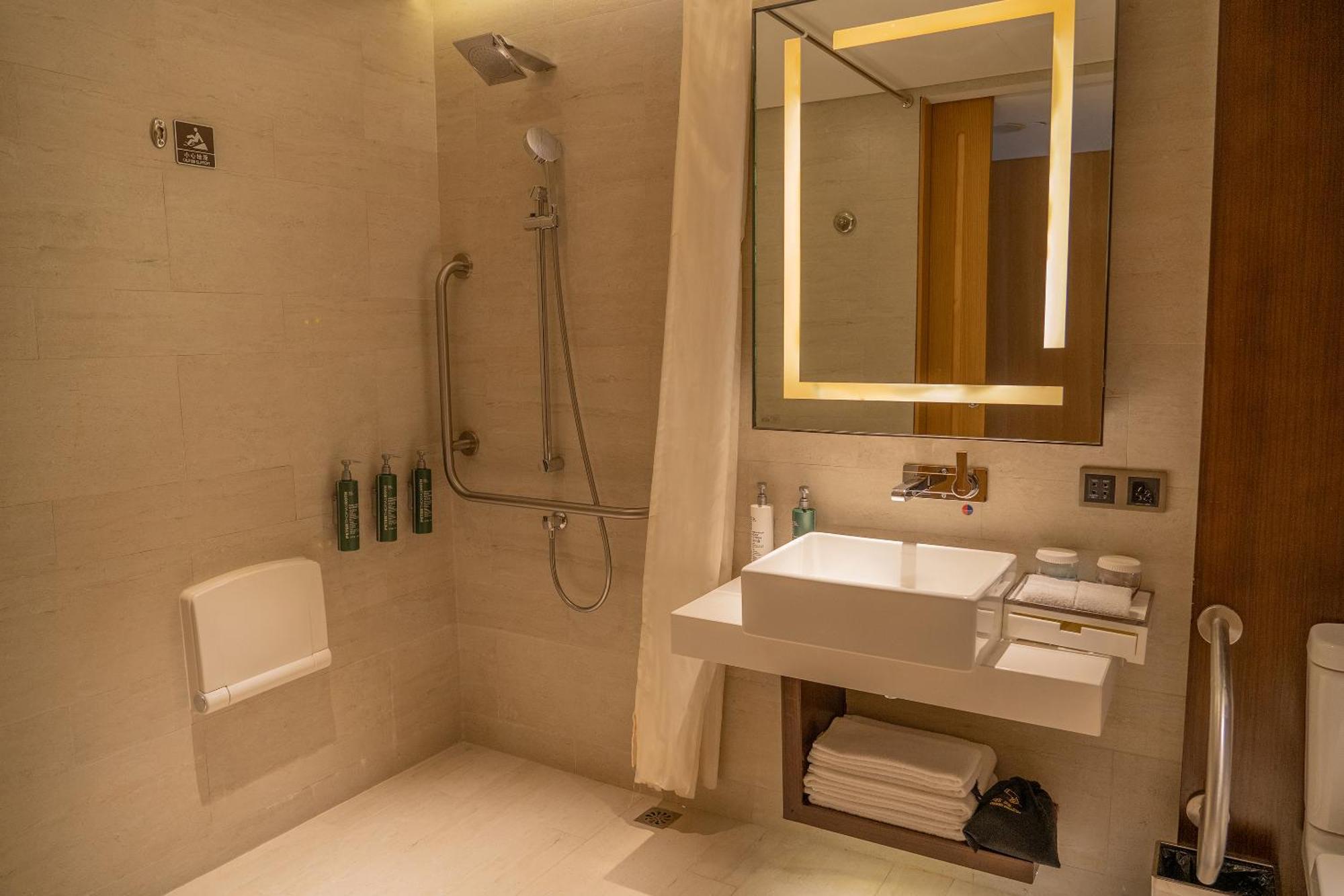 Hilton Garden Inn Lijiang Lijiang  Exterior photo