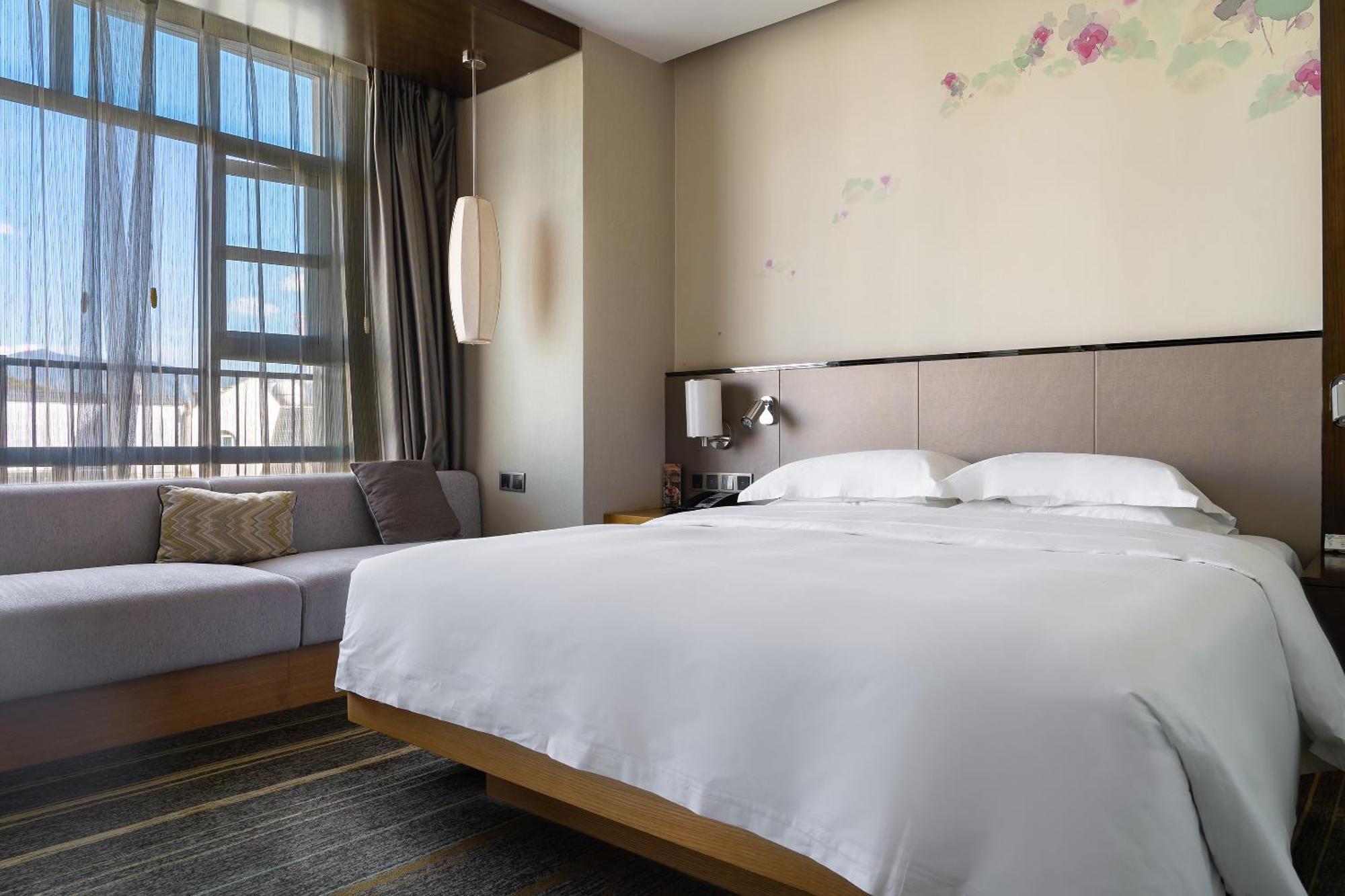 Hilton Garden Inn Lijiang Lijiang  Exterior photo